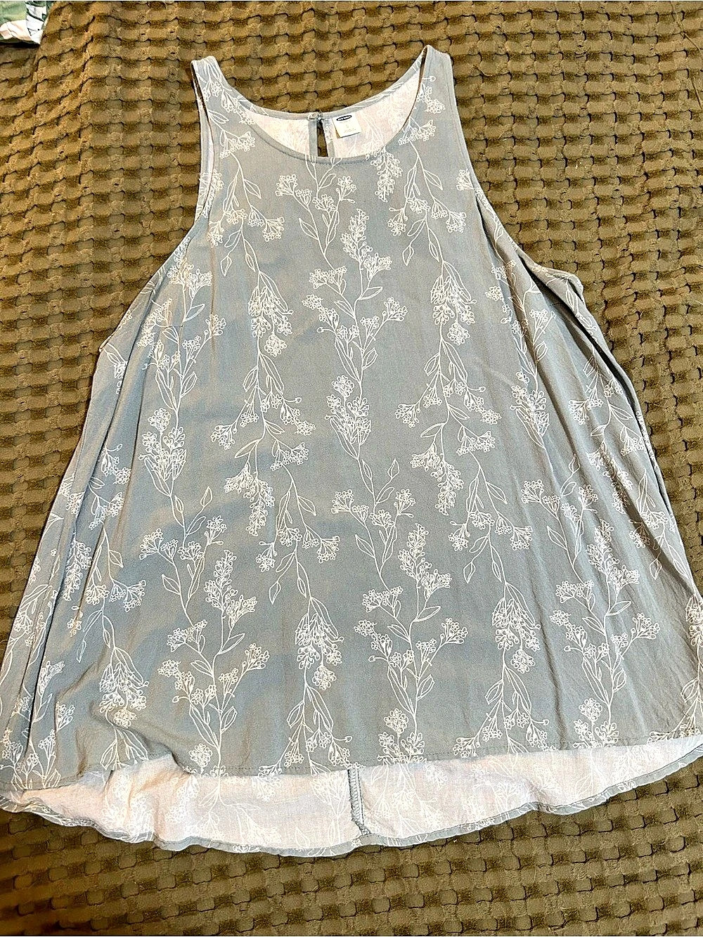 Old Navy High-Neck Floral-Print Tank Gray & White